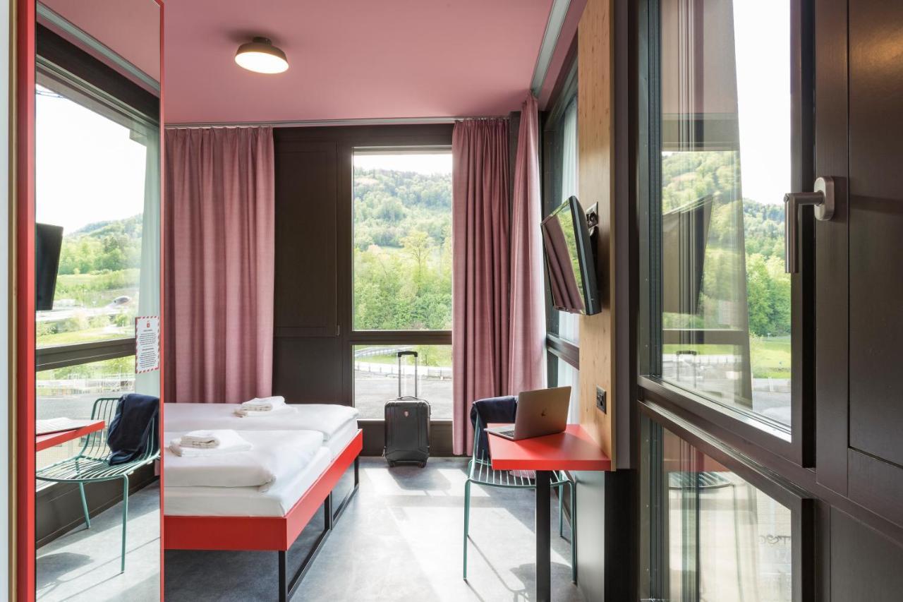 Meininger Hotel Zuerich Greencity Εξωτερικό φωτογραφία