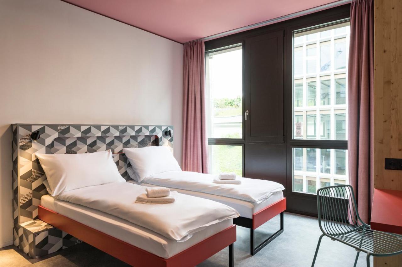 Meininger Hotel Zuerich Greencity Εξωτερικό φωτογραφία