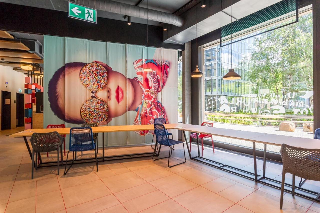 Meininger Hotel Zuerich Greencity Εξωτερικό φωτογραφία