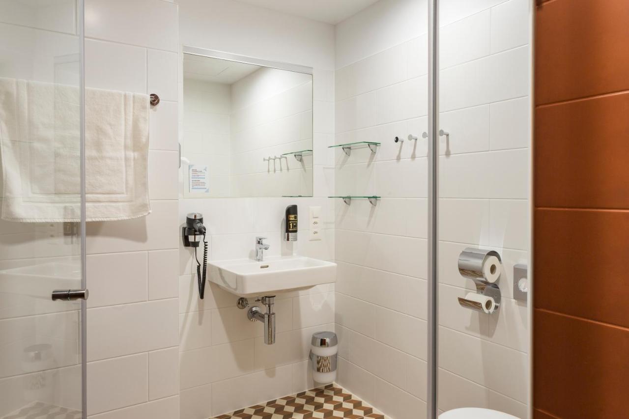 Meininger Hotel Zuerich Greencity Εξωτερικό φωτογραφία